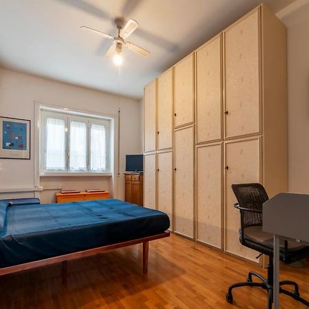 רומא Roomy And Bright Apartment With Terrace מראה חיצוני תמונה