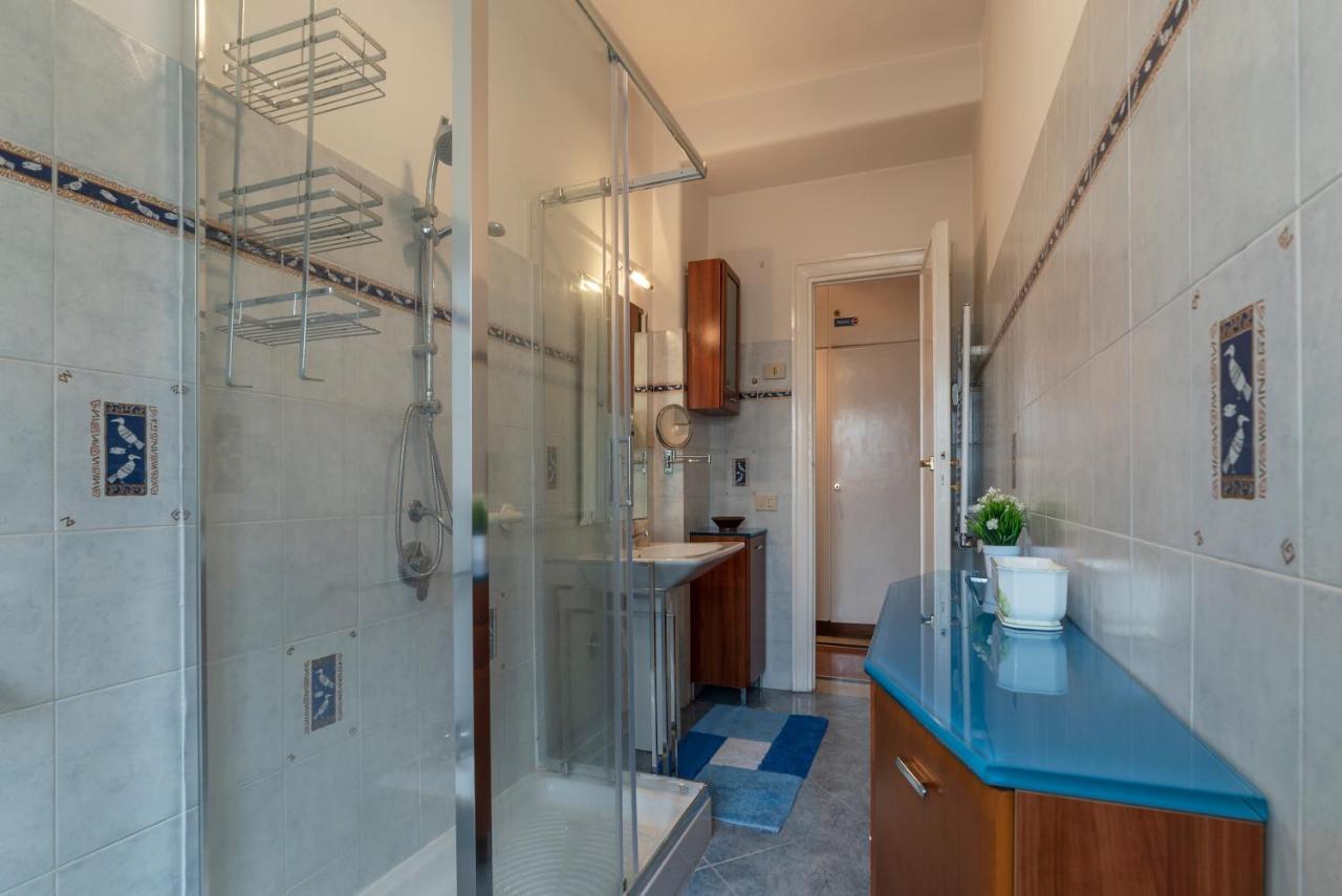 רומא Roomy And Bright Apartment With Terrace מראה חיצוני תמונה